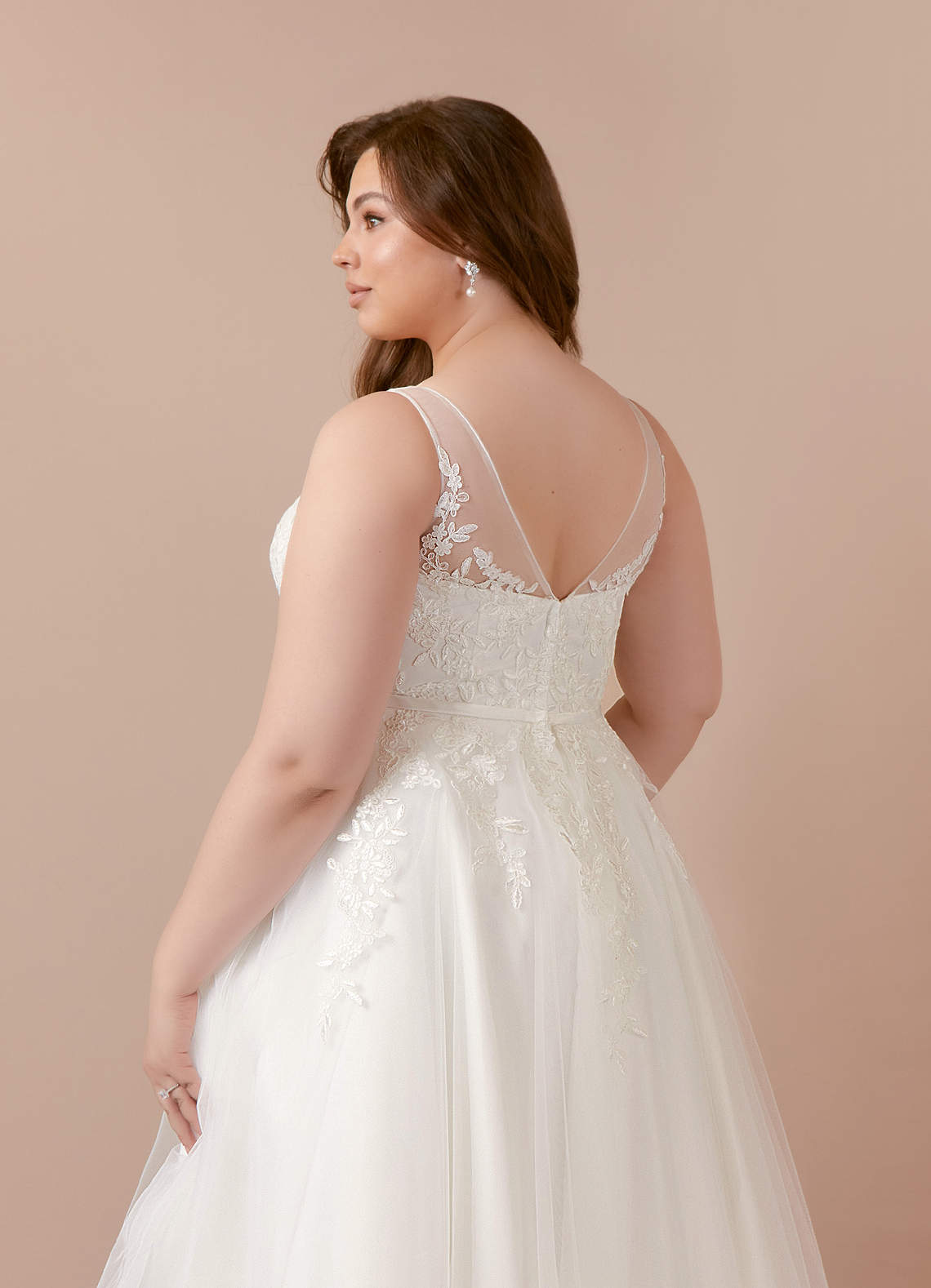 Diamond White A-Line V-Neck lace Satin Dress