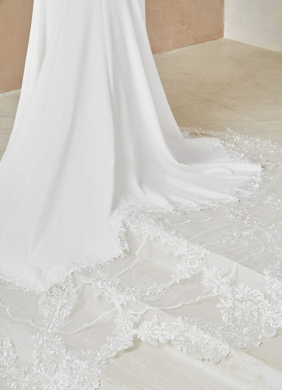 Diamond White Mermaid Sequins Stretch Crepe Dress