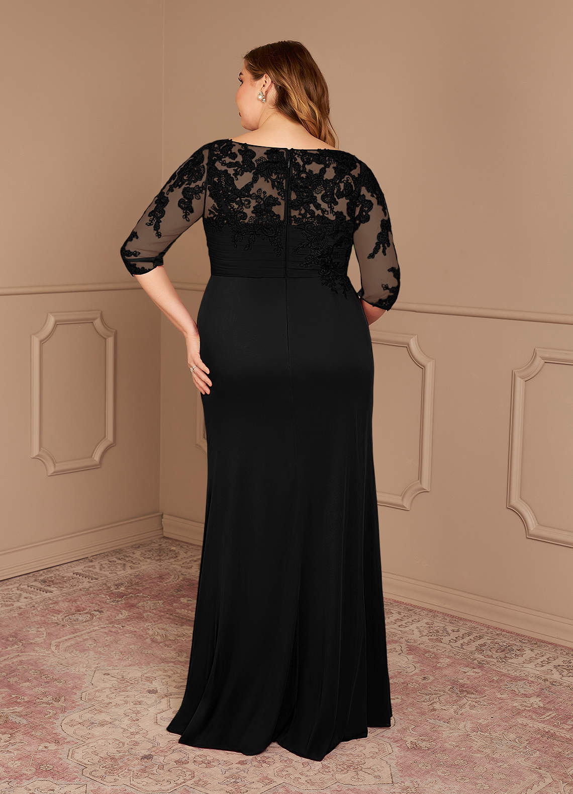Black Sheath Scoop Lace Lace Dress