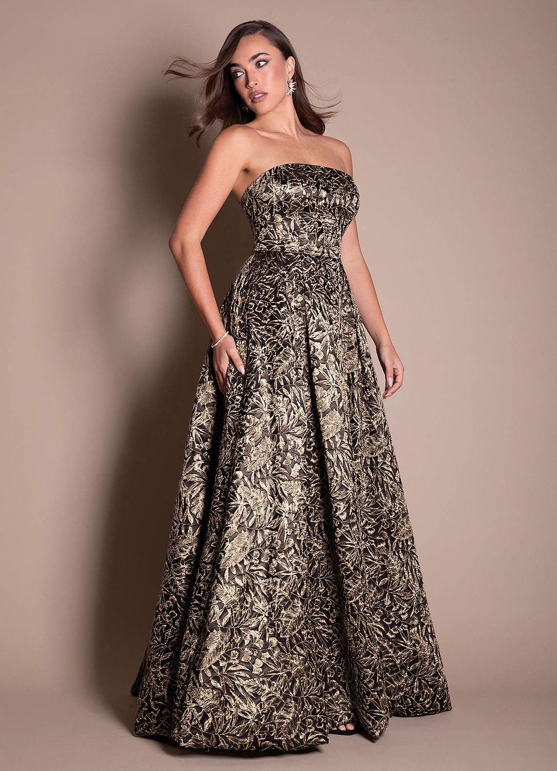 Valeri Ebony Gold Gown