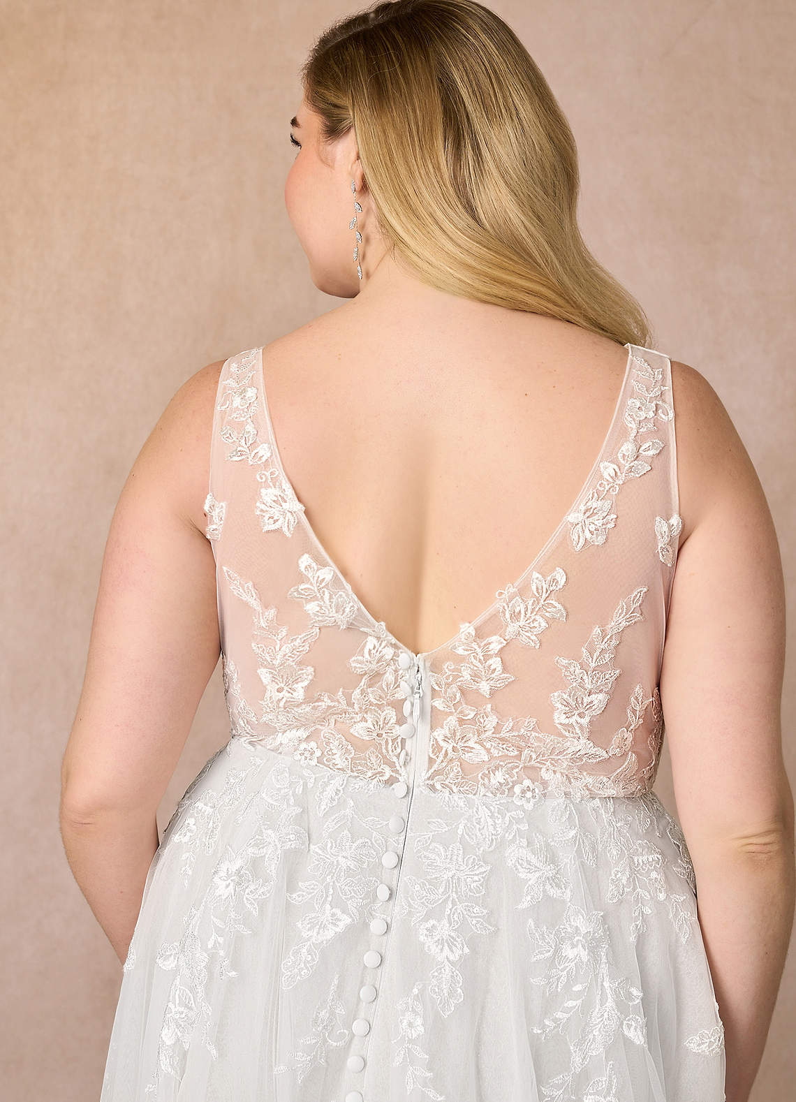 Diamond White A-Line V-Neck Sequins Tulle Dress