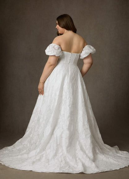 Diamond White Ball-Gown Sweetheart Neckline Floral Burnout Jacquard Dress