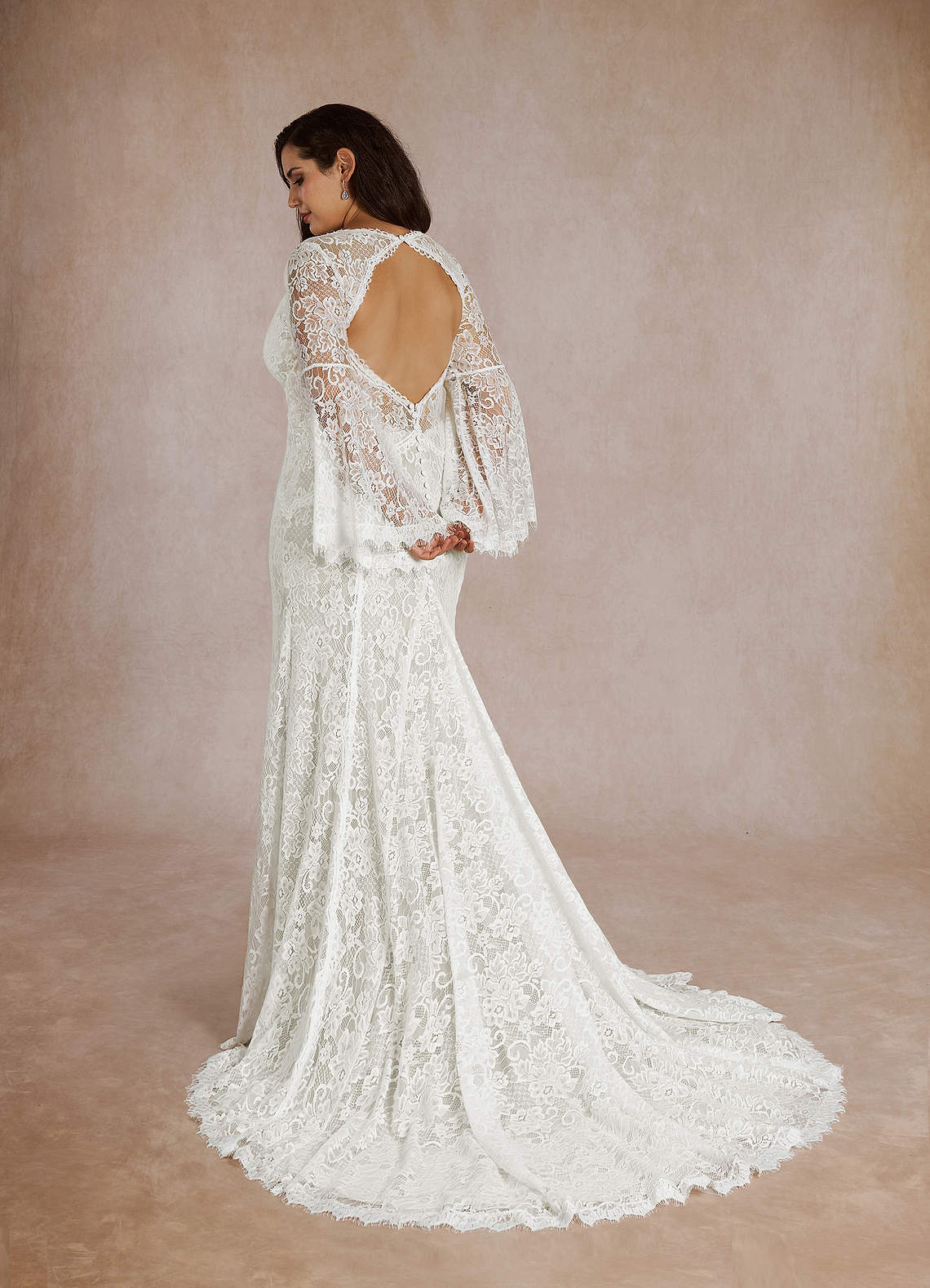 Diamond White Mermaid V-Neck Lace Dress