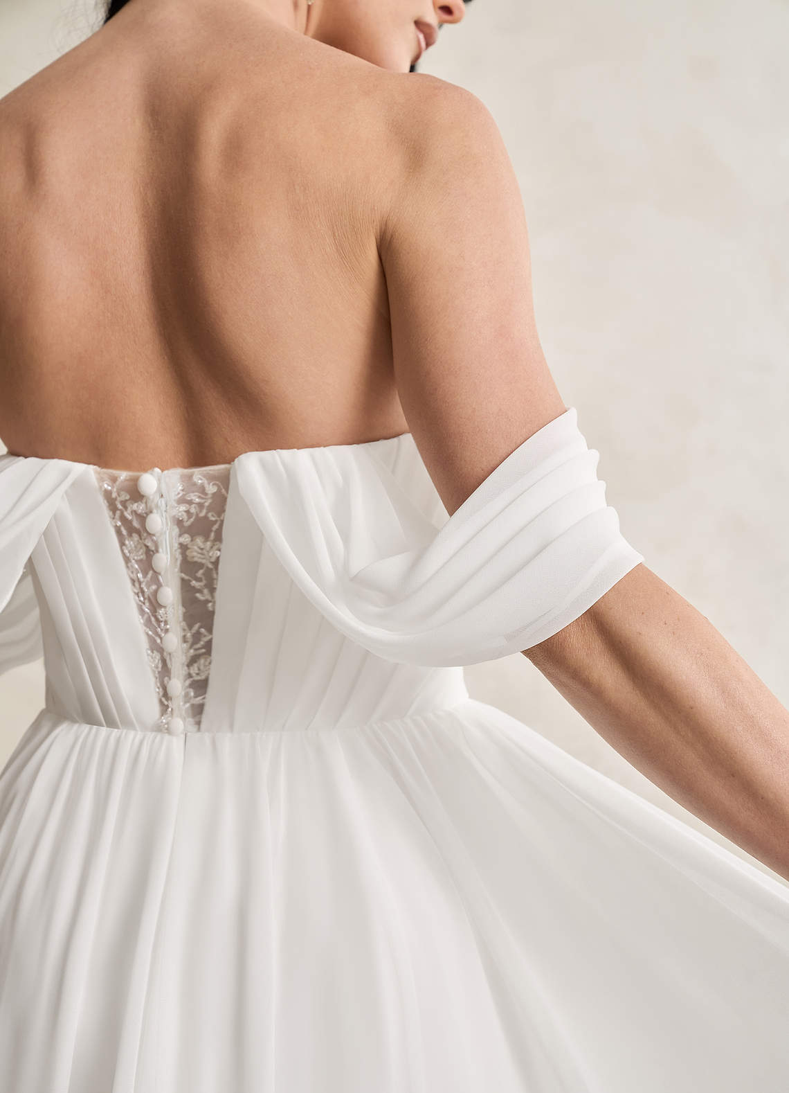 Diamond White A-Line Sweetheart Sequins Chiffon Dress