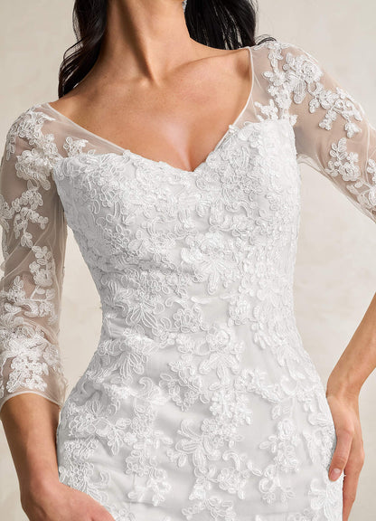 Diamond White Mermaid V-Neck Lace Tulle Dress
