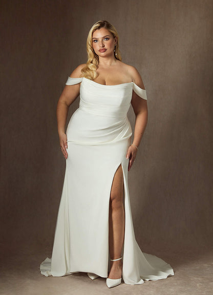 Diamond White Mermaid Scoop Pleated Crepe Back Satin Dress