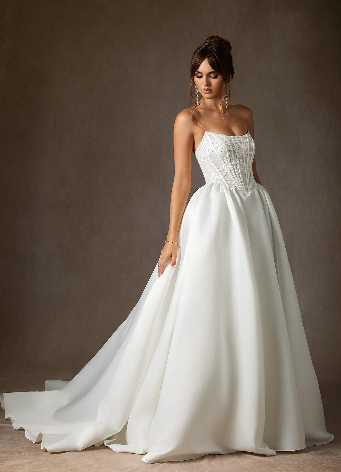 Diamond White Ball-Gown Strapless Lace Dress