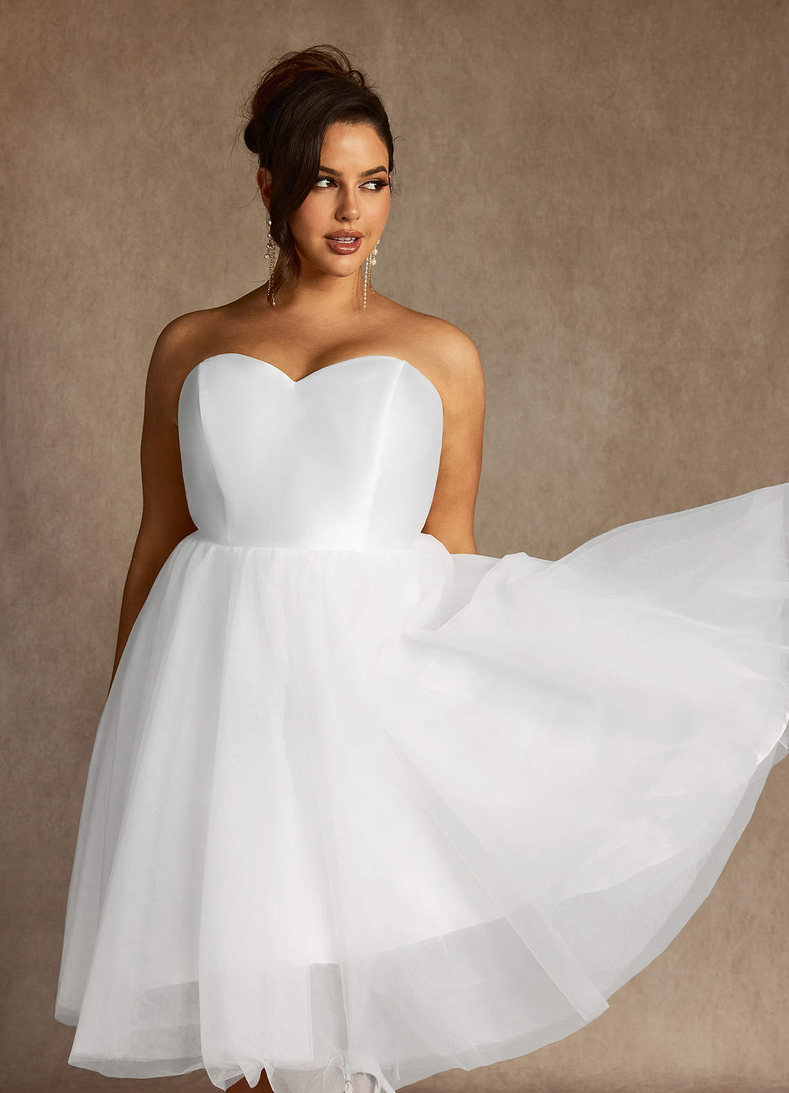 Diamond White A-Line Sweetheart Neckline Tulle Dress