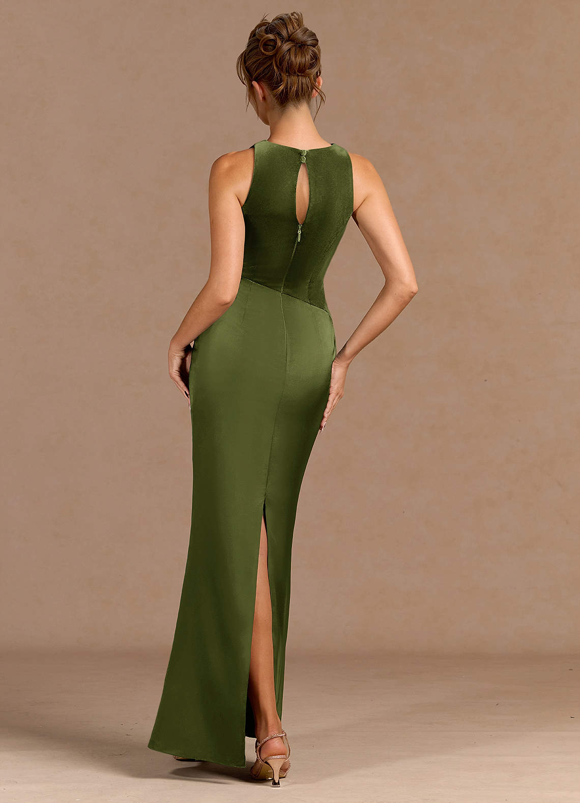 Rylie Olive Maxi Dress