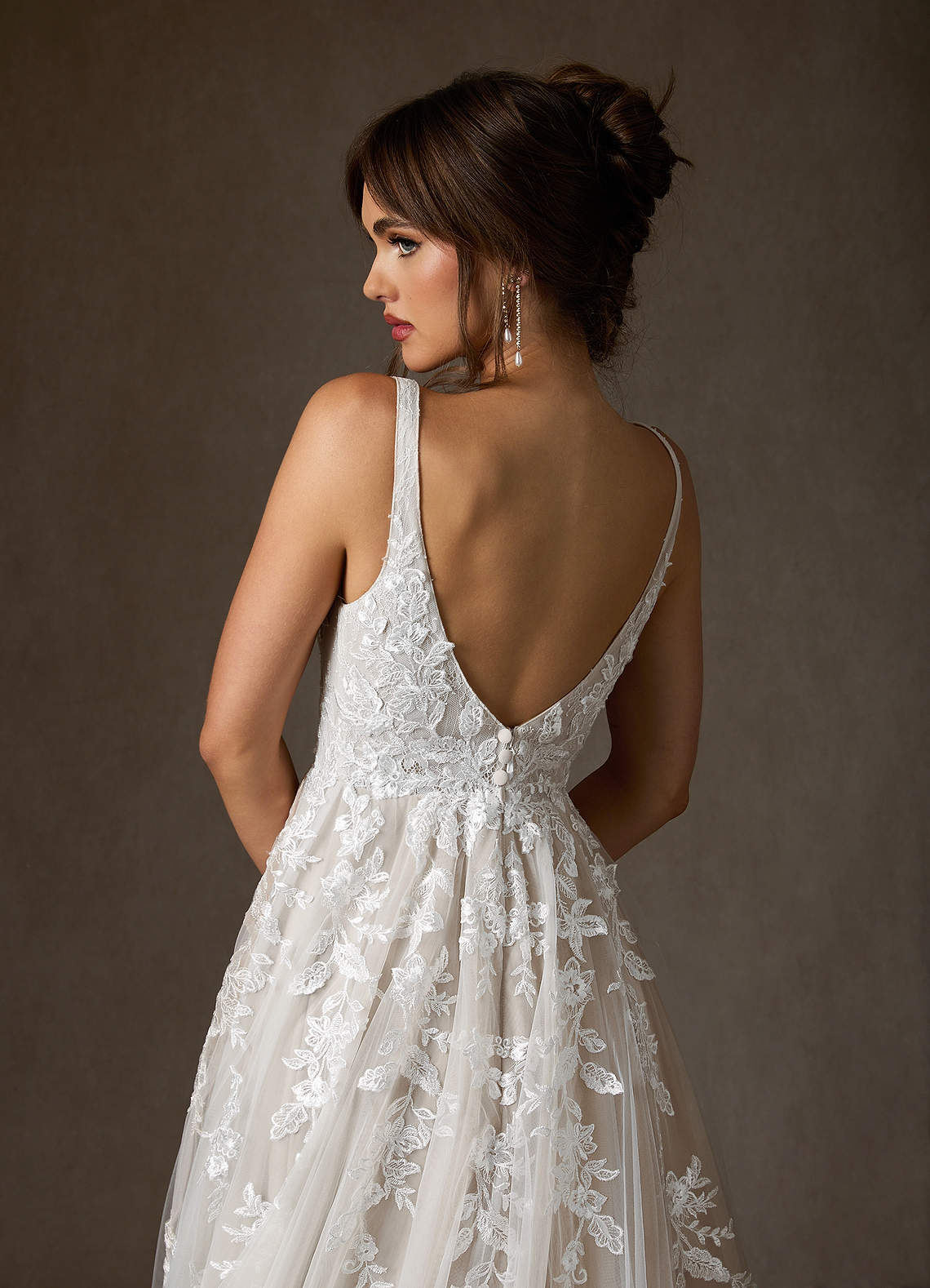 Diamond White A-Line V-Neck Sequins Tulle Dress
