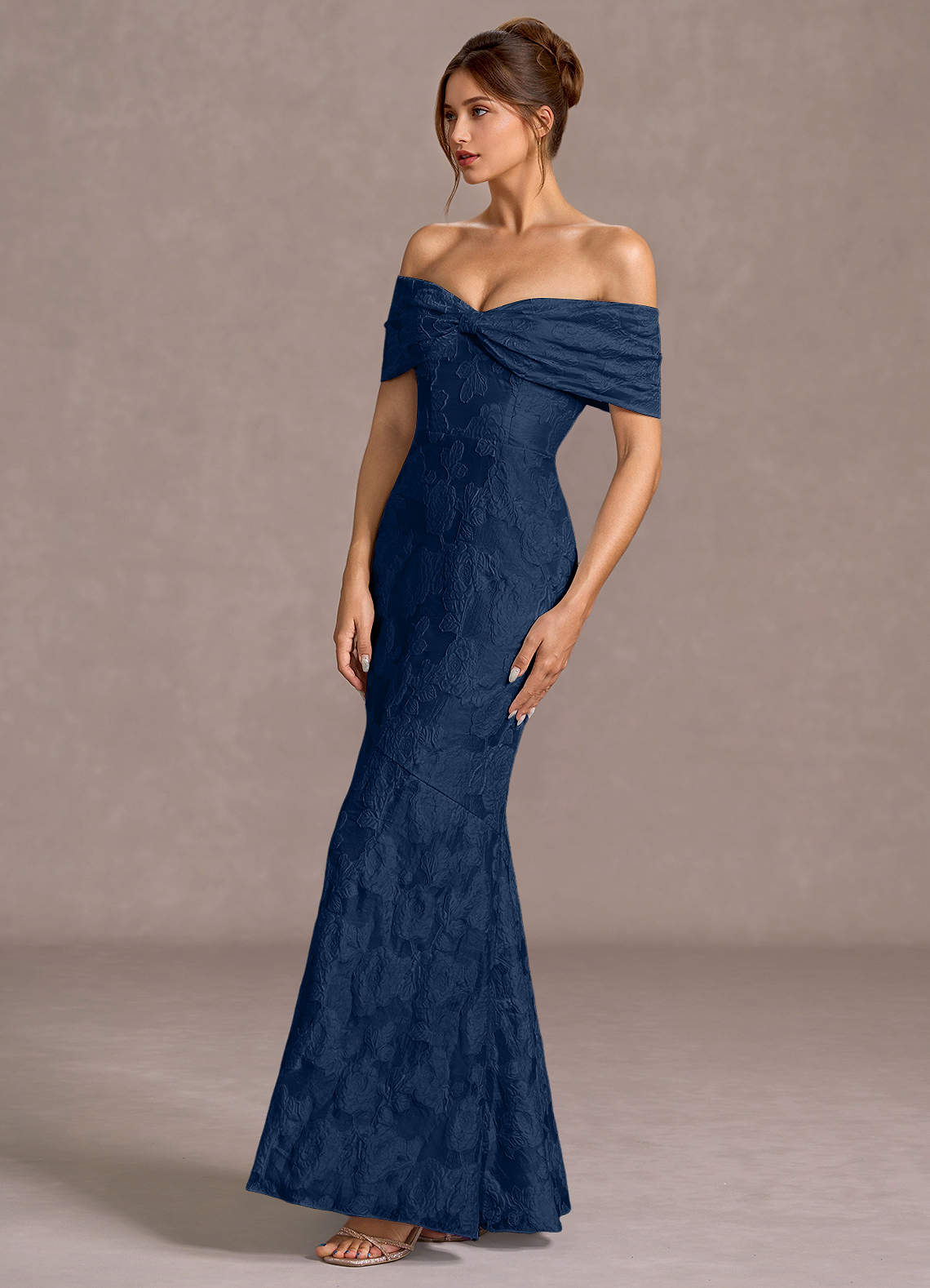 Valoria? Dark Navy Maxi Dress