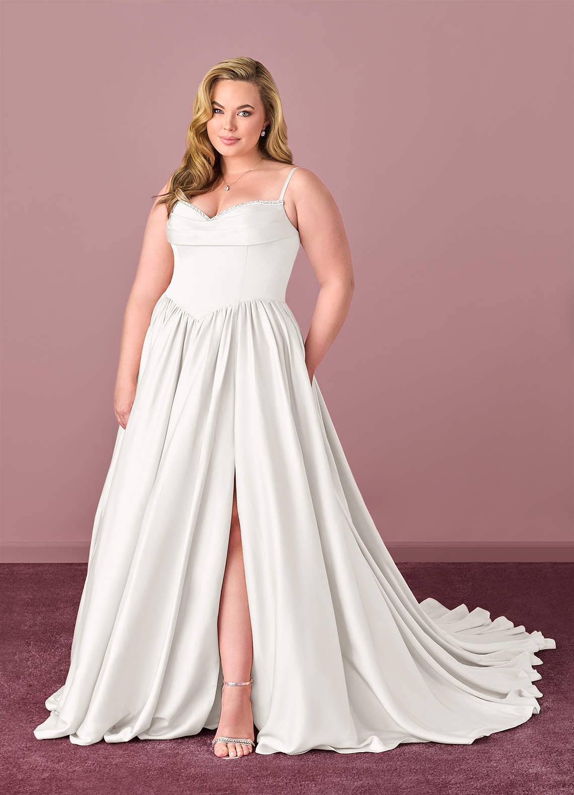 Diamond White Ball-Gown Sweetheart Neckline Stretch Satin Dress Diamond White