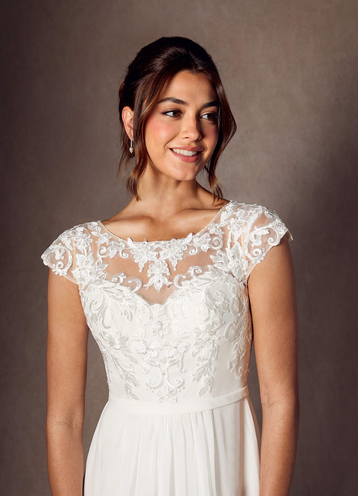 Diamond White A-Line Scoop Sequins Chiffon Dress