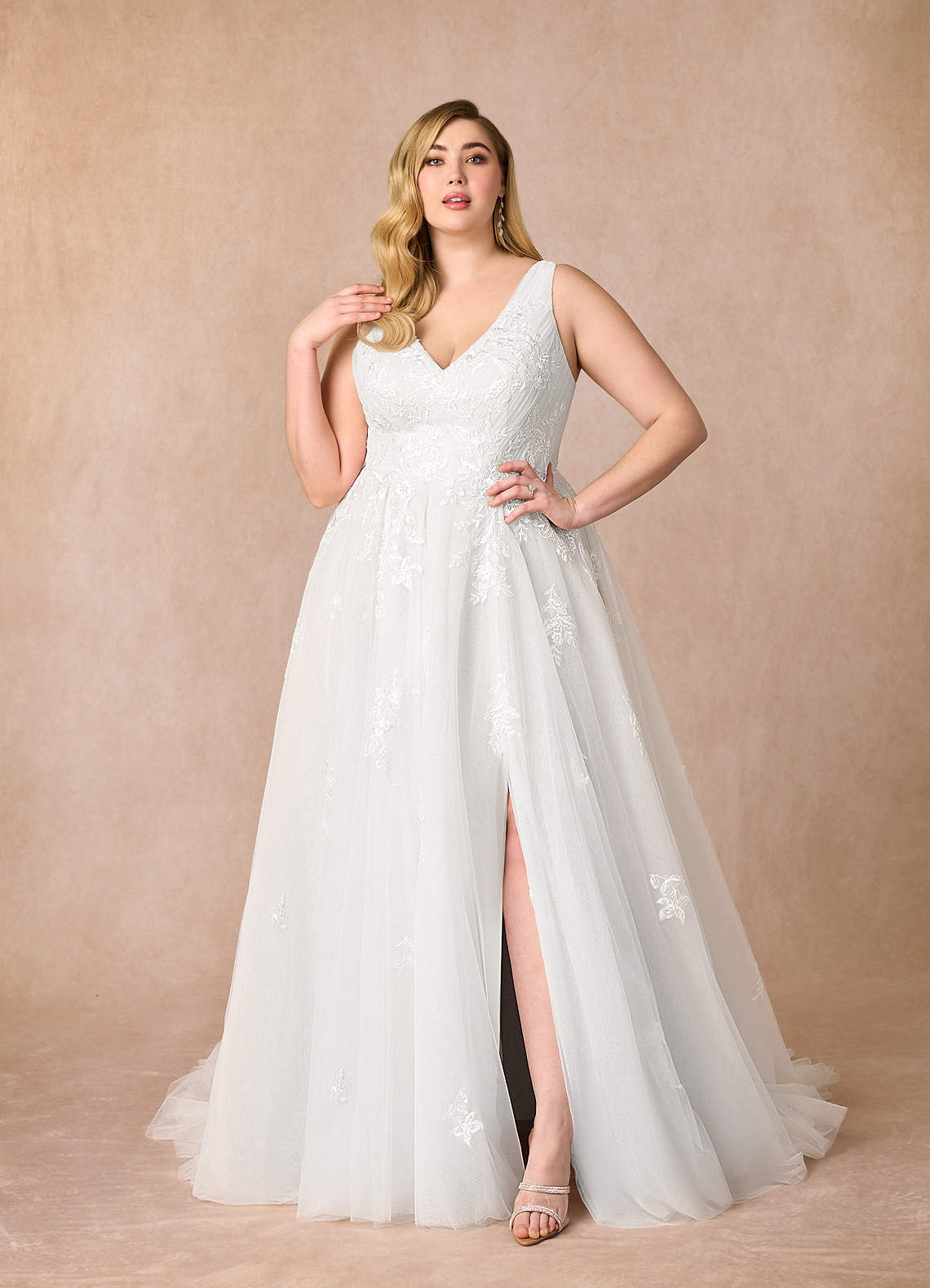 Diamond White A-Line V-Neck Sequins Tulle Dress
