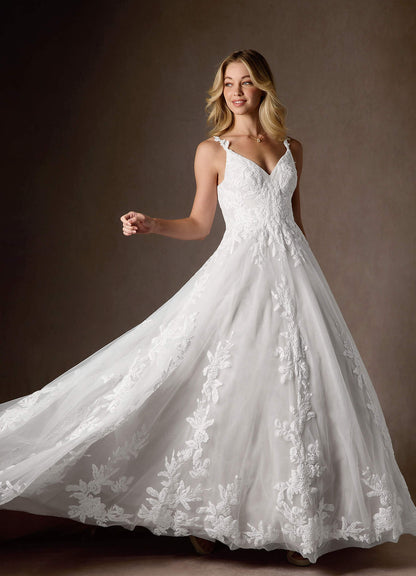 Diamond White A-Line V-Neck Sequins Tulle Dress