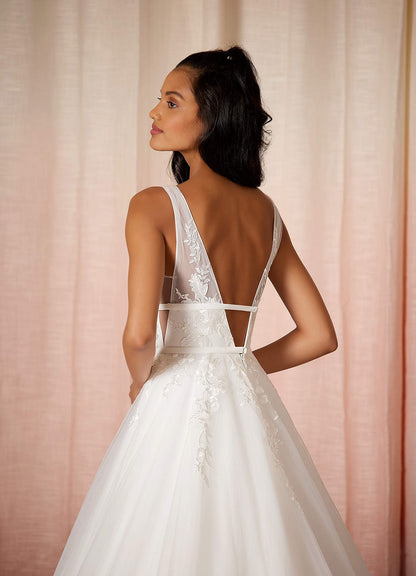 Diamond White A-Line Lace Tulle Dress