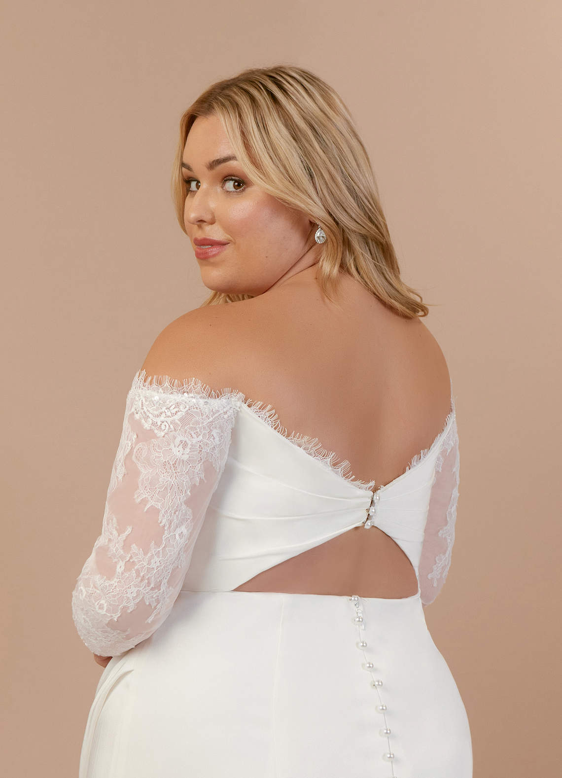 Diamond White Mermaid Sequins Crepe Back Satin Dress