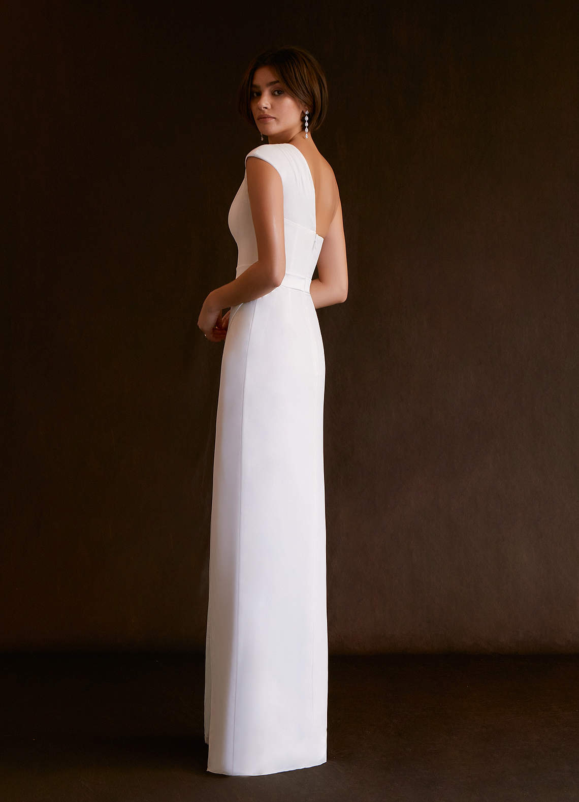 Diamond White Sheath One Shoulder Stretch Satin Dress