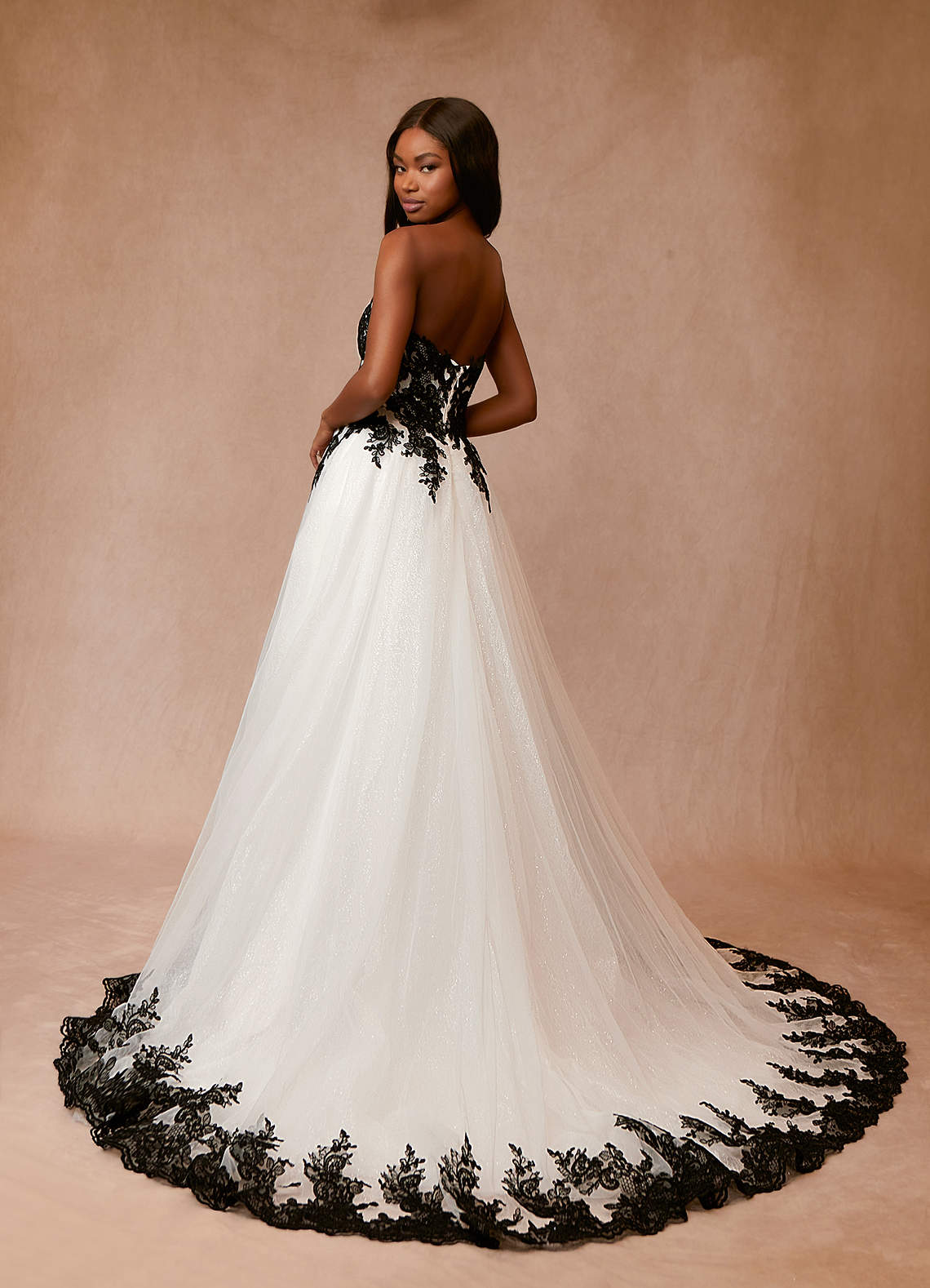 Black Diamond White A-Line Lace Tulle Dress