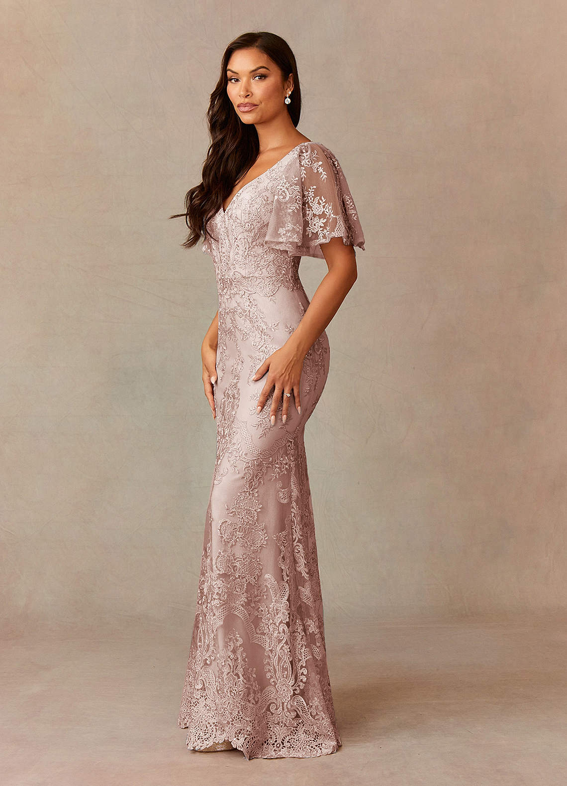 Dusty Rose Mermaid V-Neck Lace Dress
