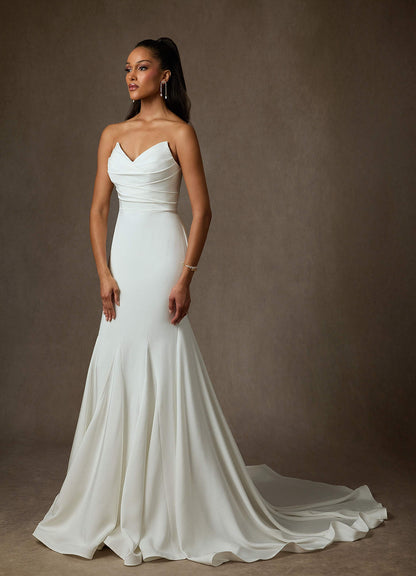 Diamond White Mermaid Crepe Back Satin Dress