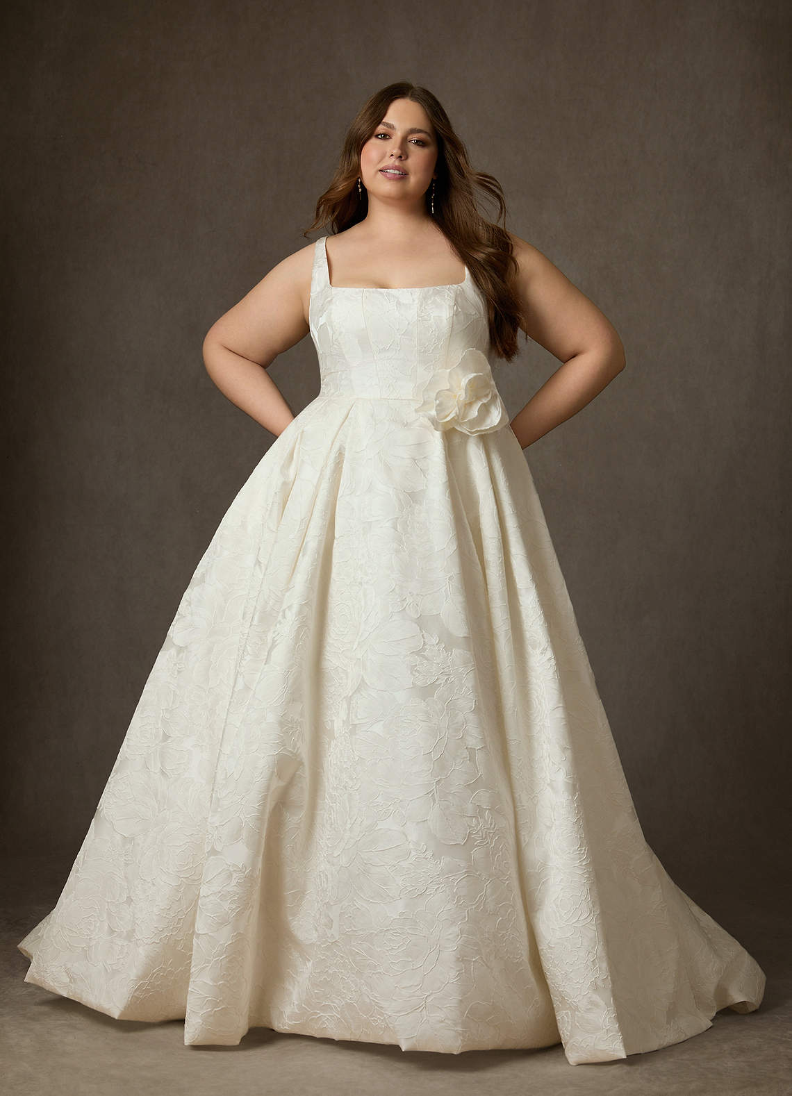 Antique White Ball-Gown with Pockets Floral Jacquard Dress
