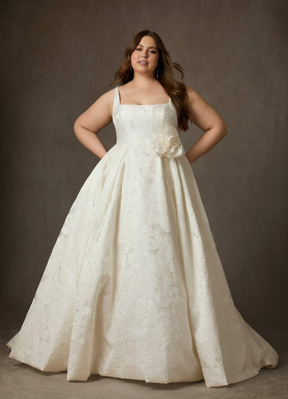 Antique White Ball-Gown with Pockets Floral Jacquard Dress