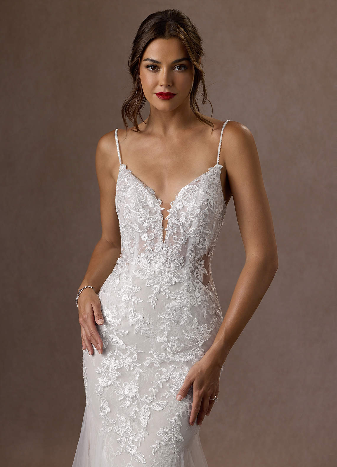 Diamond White Mermaid V-Neck Sequins Tulle Dress