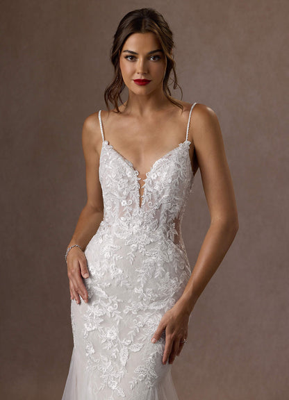 Diamond White Mermaid V-Neck Sequins Tulle Dress