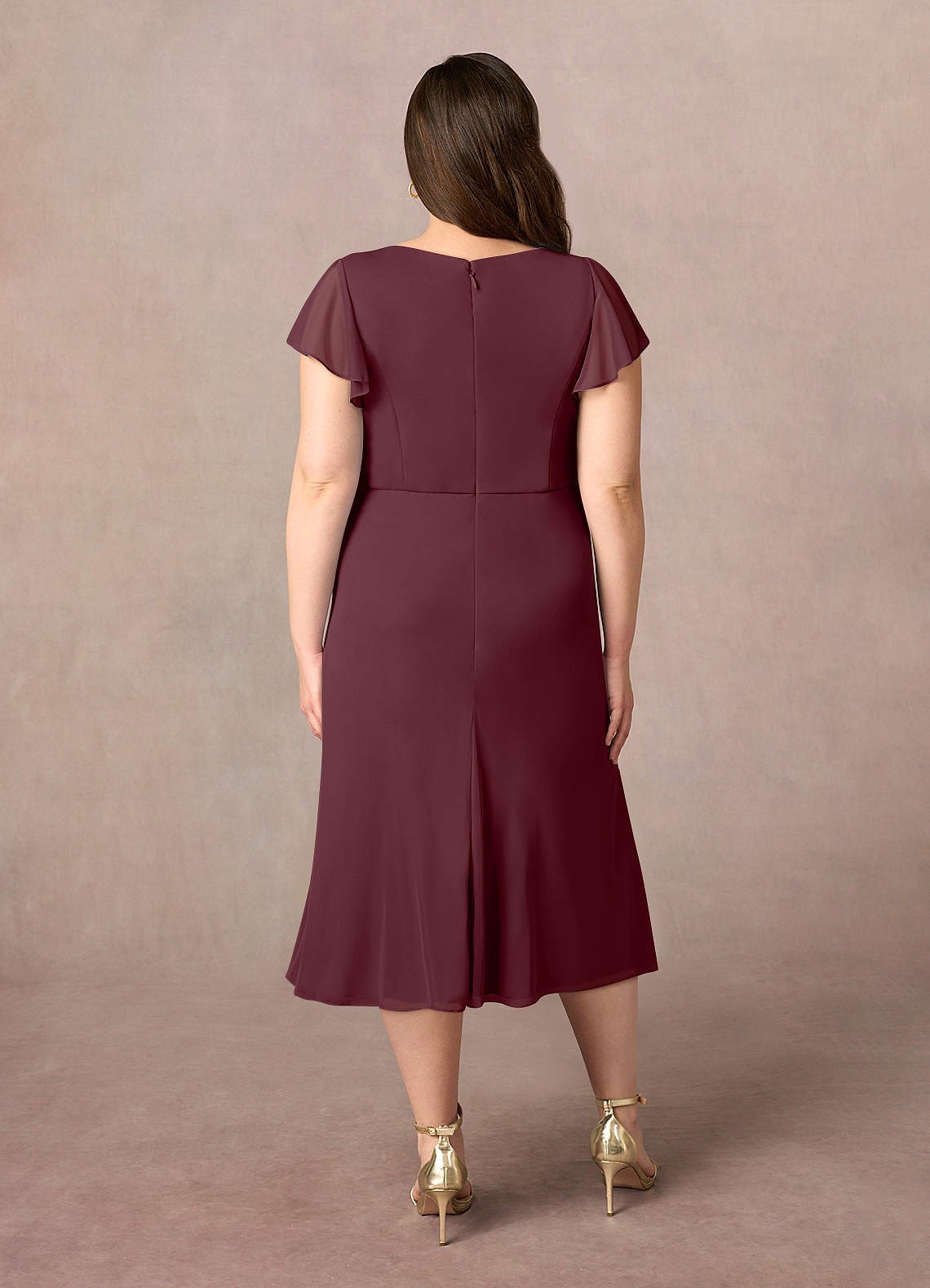 Cabernet A-Line V-Neck Pleated Mesh Dress