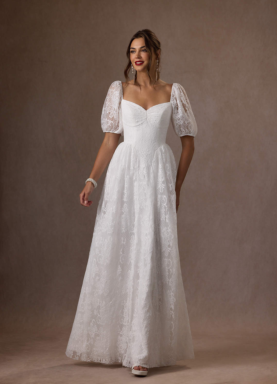 Diamond White A-Line Sweetheart Neckline Lace Dress