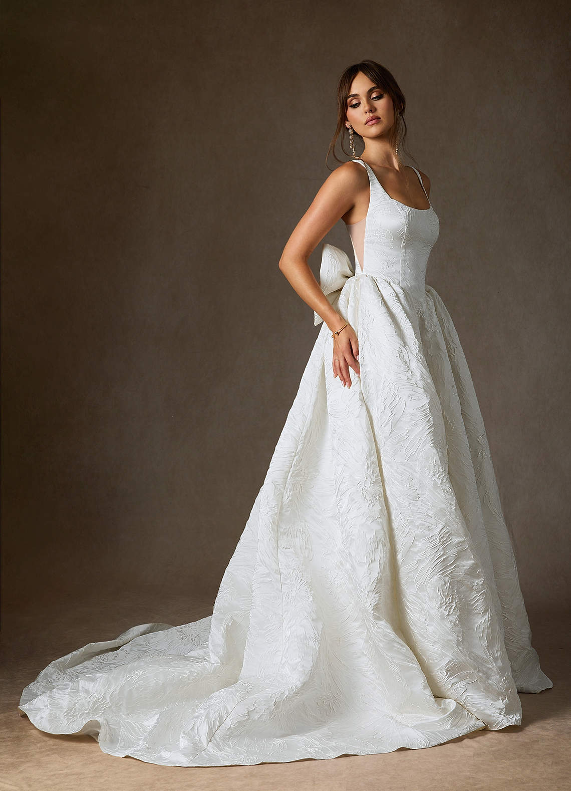 Diamond White Ball-Gown with Pockets Floral Jacquard Dress