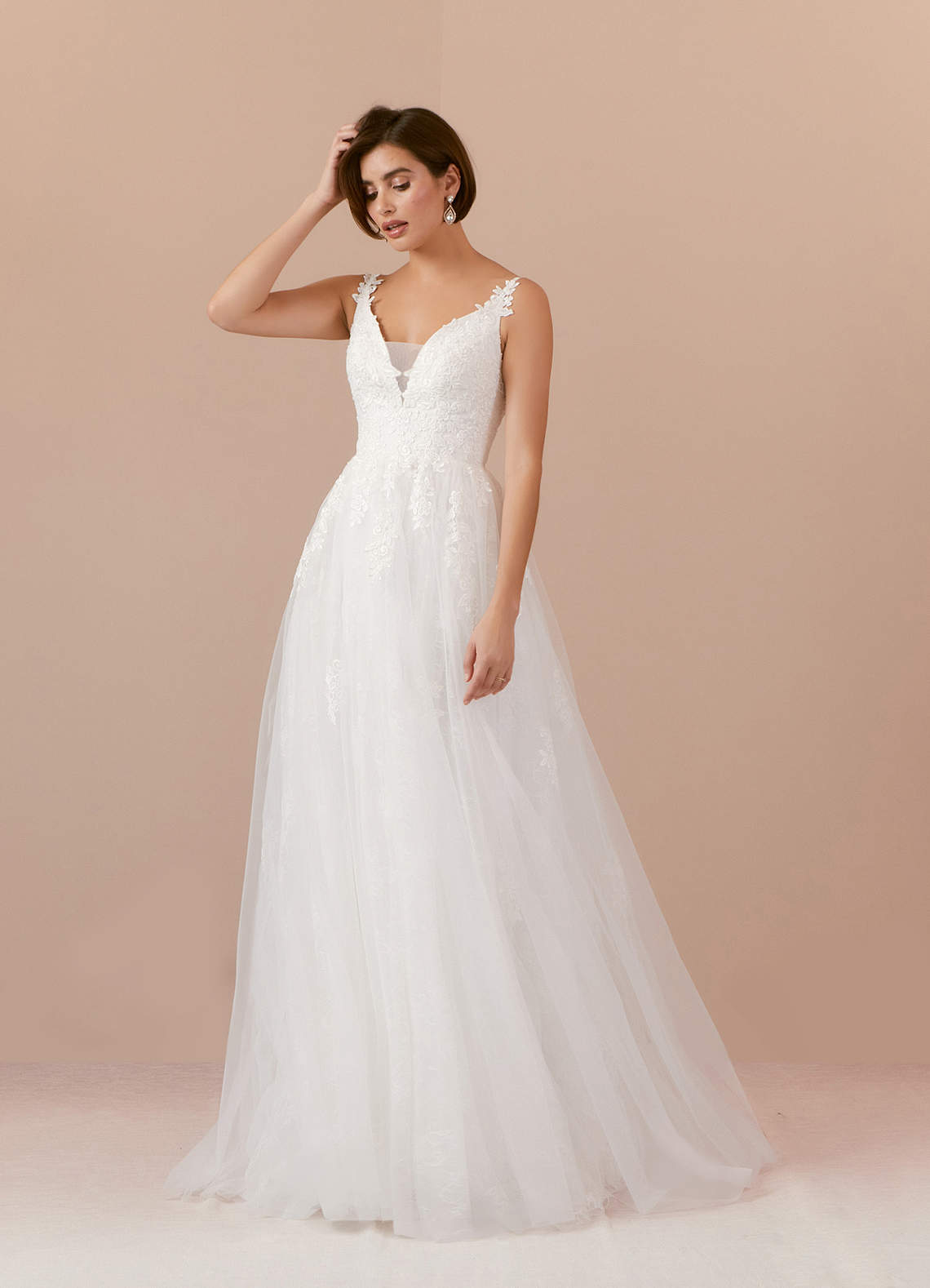 Diamond White A-Line Lace Tulle Dress