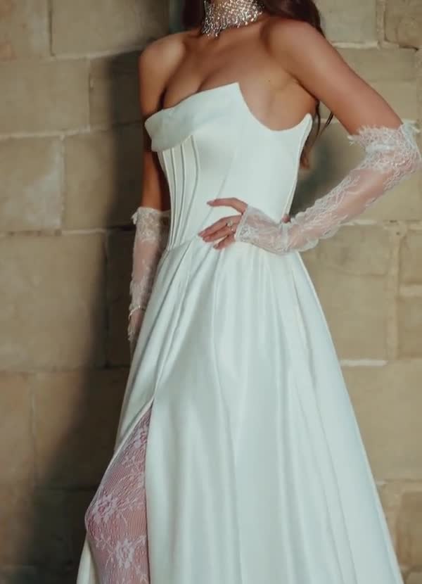 Diamond White Ball-Gown Strapless Satin Dress