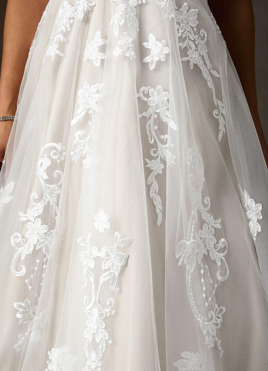 Diamond White A-Line Sweetheart Lace Tulle Dress