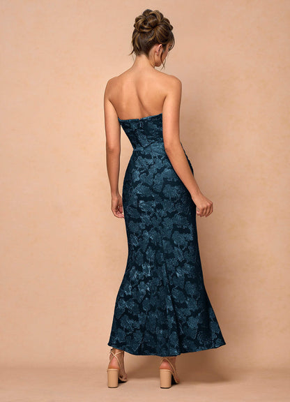 Ezrena Navy Maxi Dress