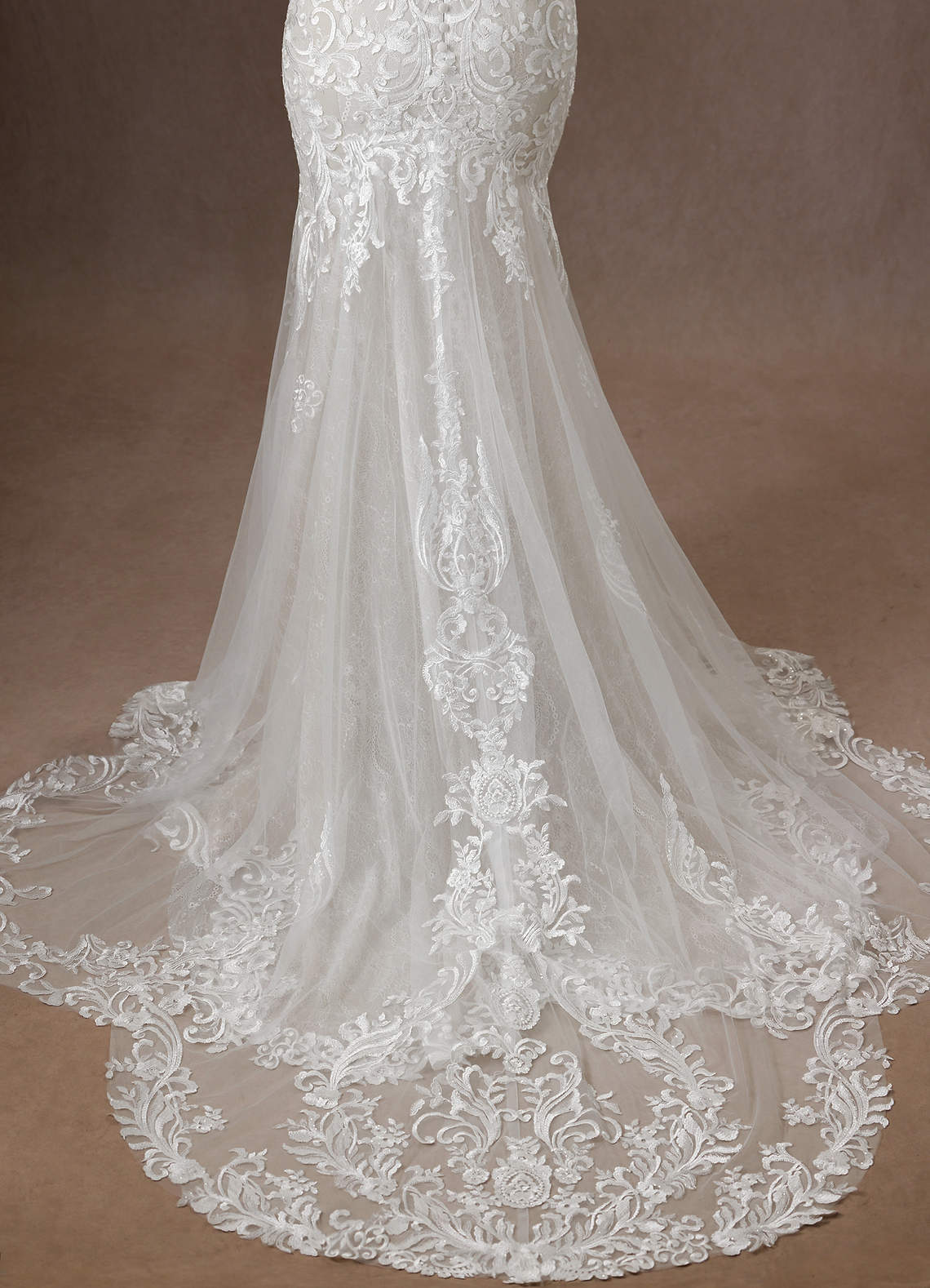 Diamond White Mermaid V-Neck Sequins Tulle Dress
