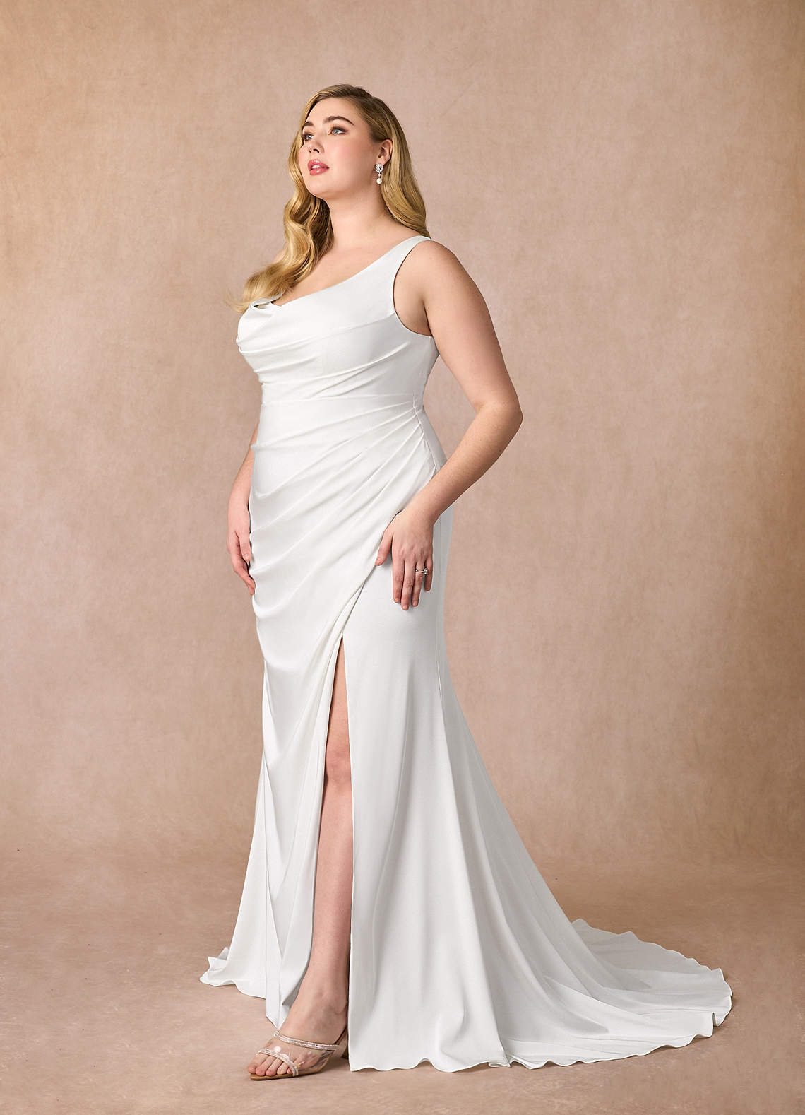 Diamond White Mermaid Scoop Pleated Crepe Back Satin Dress