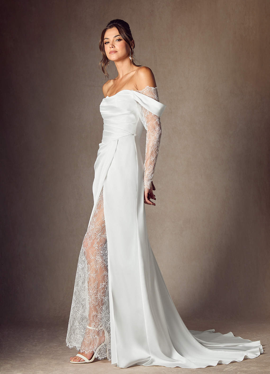 Diamond White A-Line Sweetheart Neckline Lace Dress
