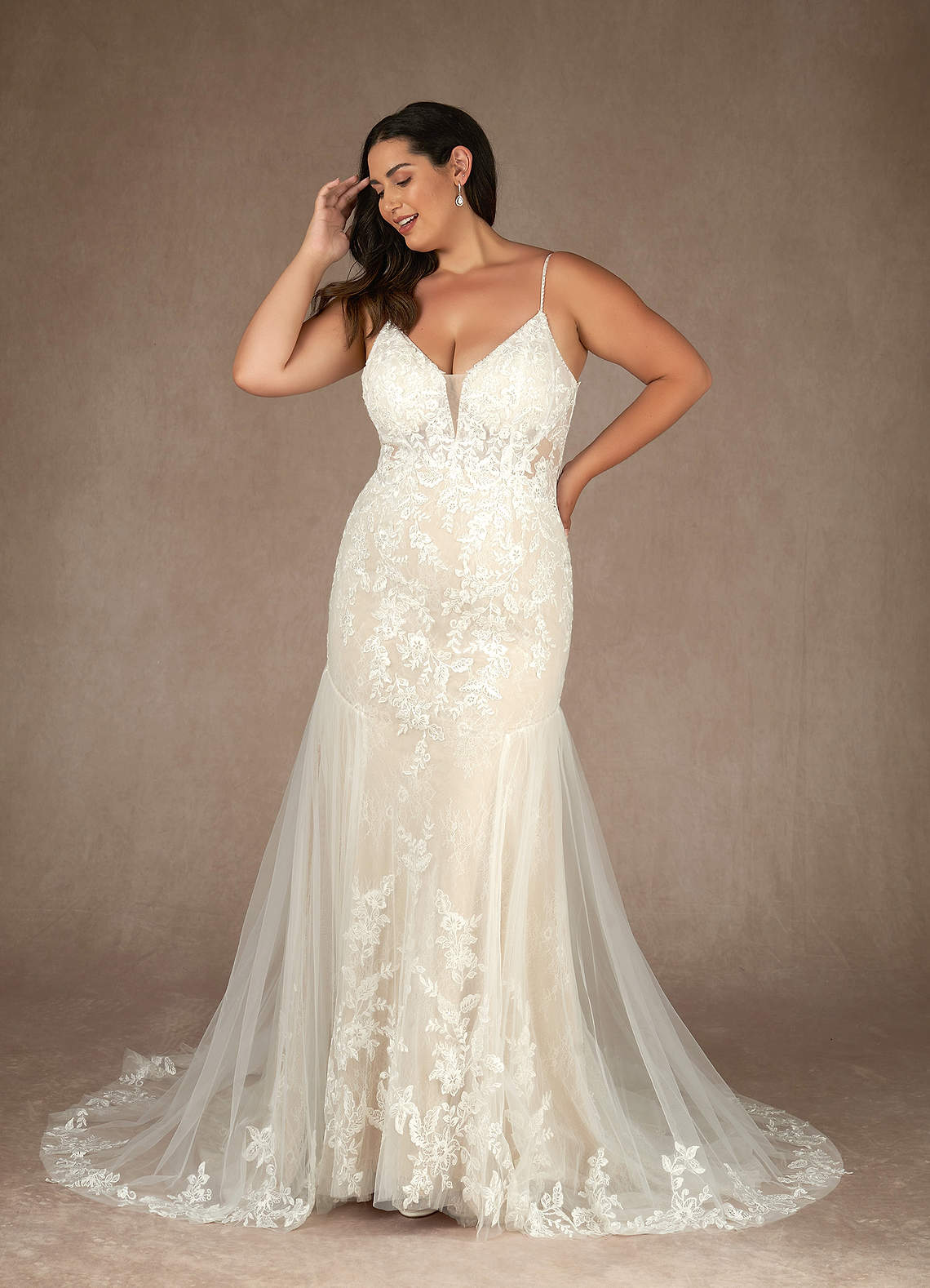 Diamond White Mermaid V-Neck Sequins Tulle Dress