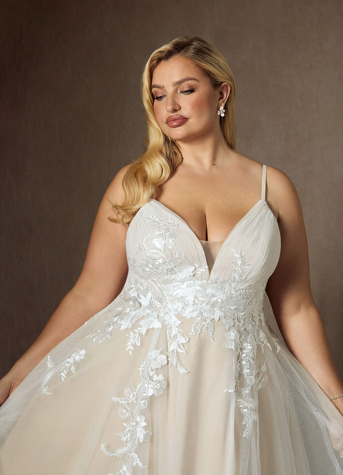 Diamond White Champagne A-Line V-Neck Sequins Tulle Dress