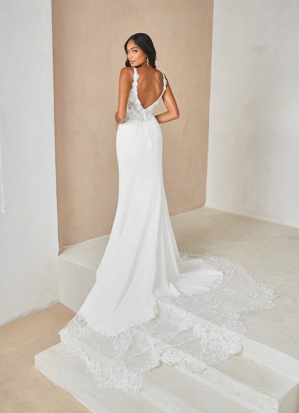 Diamond White Mermaid Sequins Stretch Crepe Dress