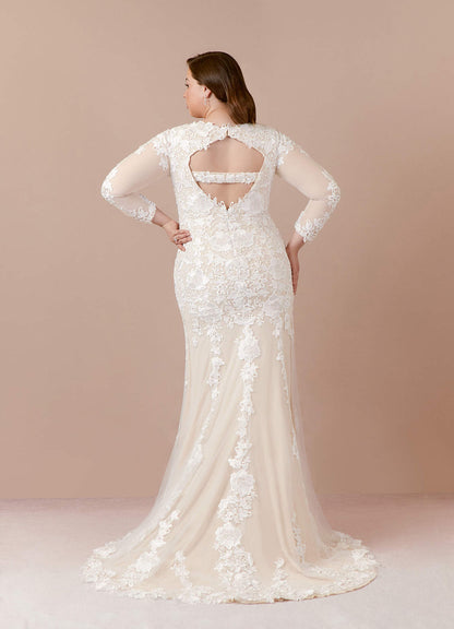 Diamond White Champagne Mermaid V-Neck lace Tulle Dress