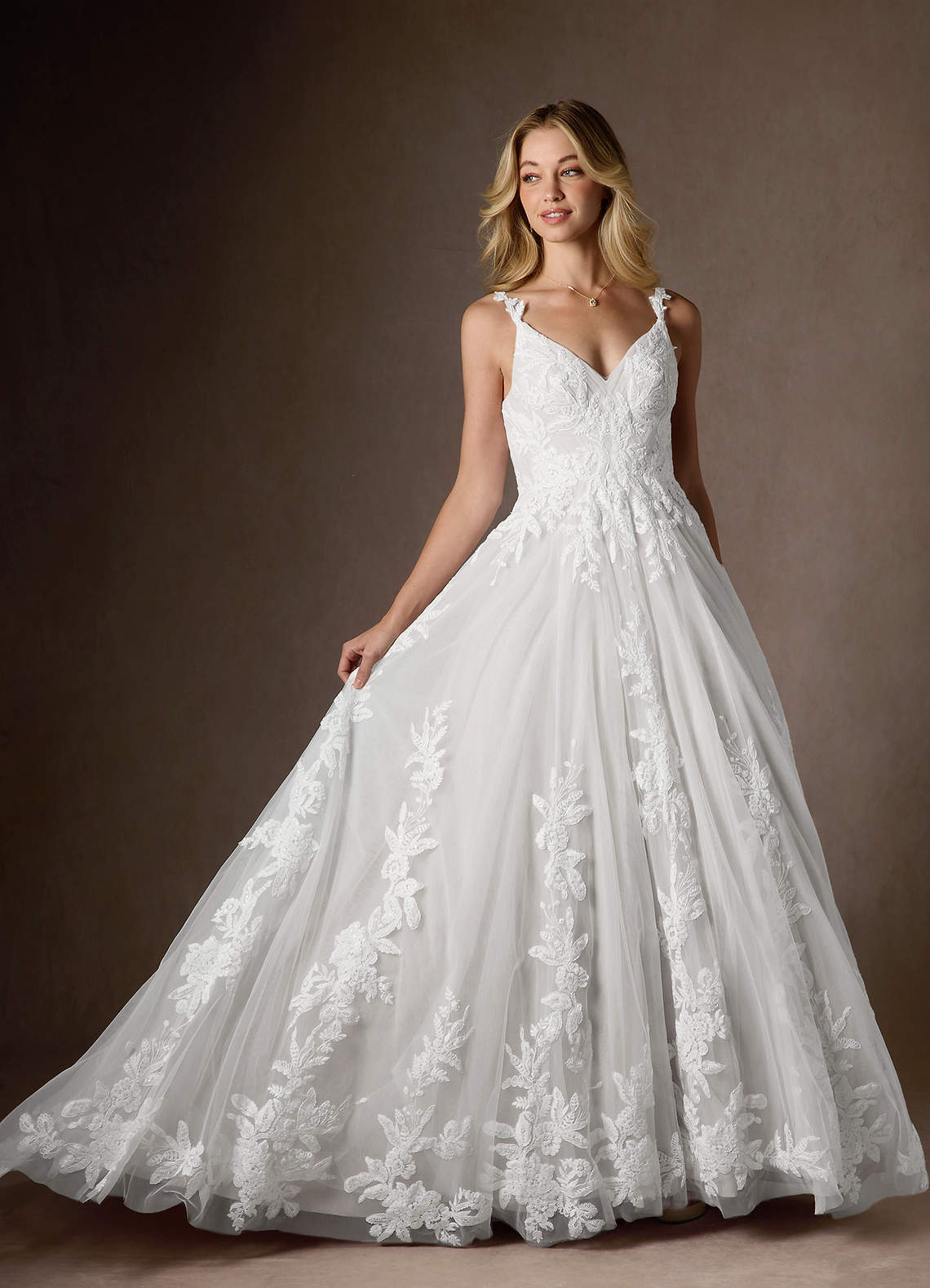 Diamond White A-Line V-Neck Sequins Tulle Dress