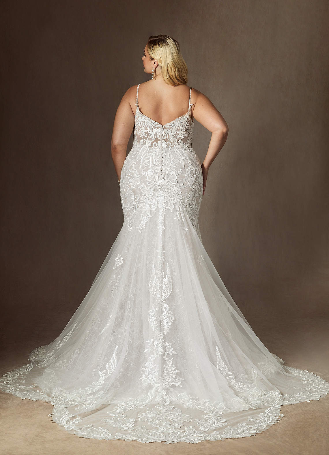 Diamond White Mermaid V-Neck Sequins Tulle Dress