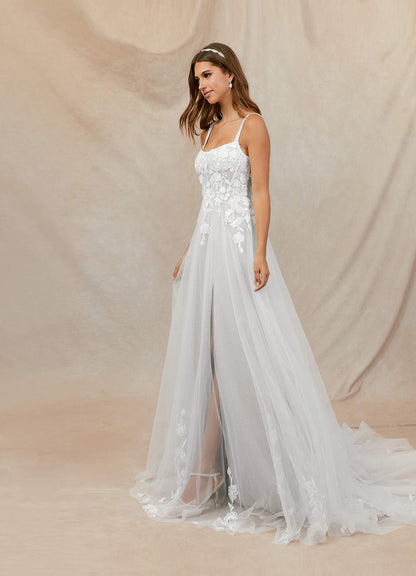 Diamond White A-Line Scoop Tulle Dress