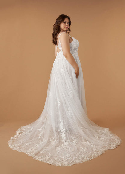Diamond White A-Line V-Neck Lace Tulle Dress
