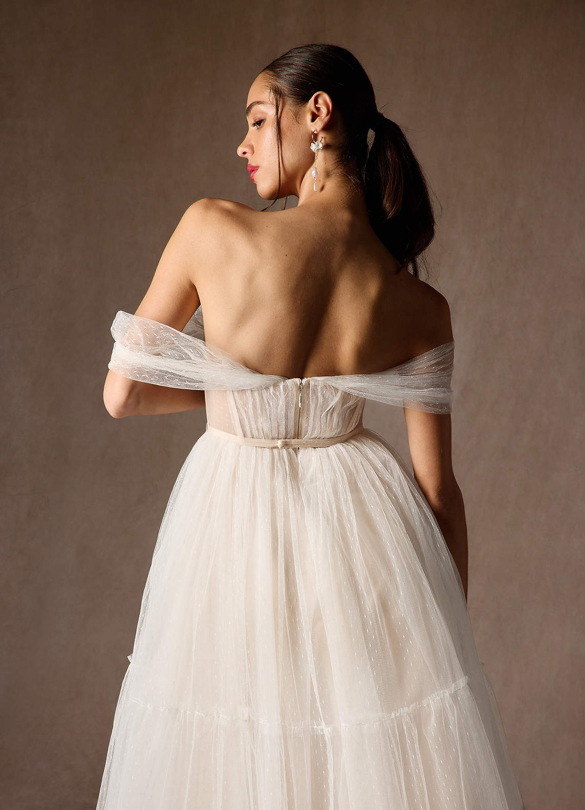 Diamond White Champagne A-Line Off-The-Shouler Tulle Dress