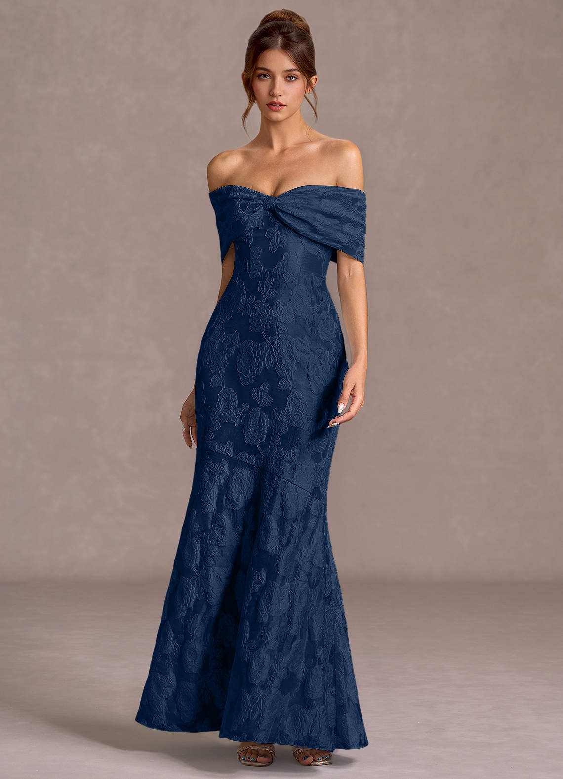 Valoria? Dark Navy Maxi Dress