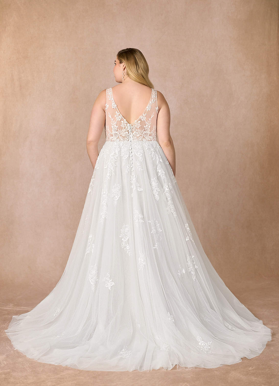 Diamond White A-Line V-Neck Sequins Tulle Dress